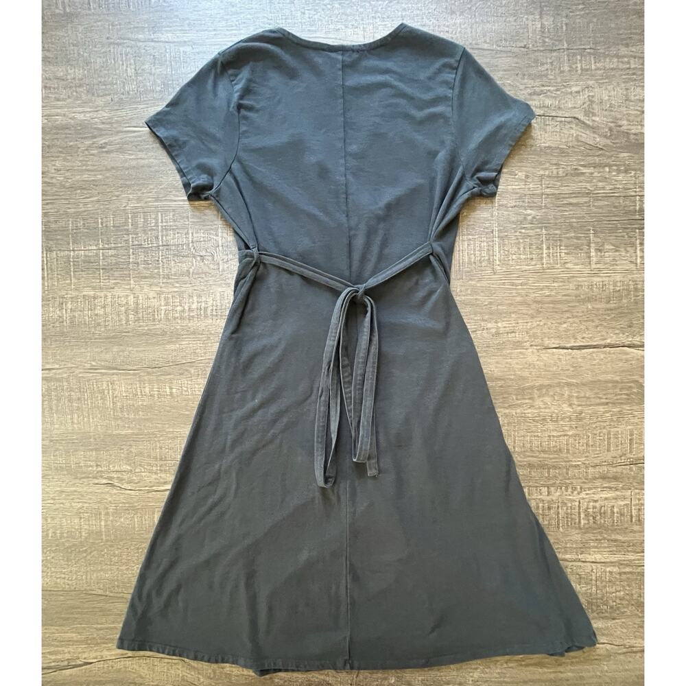 THE NORTH FACE Womens Kayla Wrap Dress Navy Blue Floral AHYY Short Sleeve Small - Picture 2 of 10